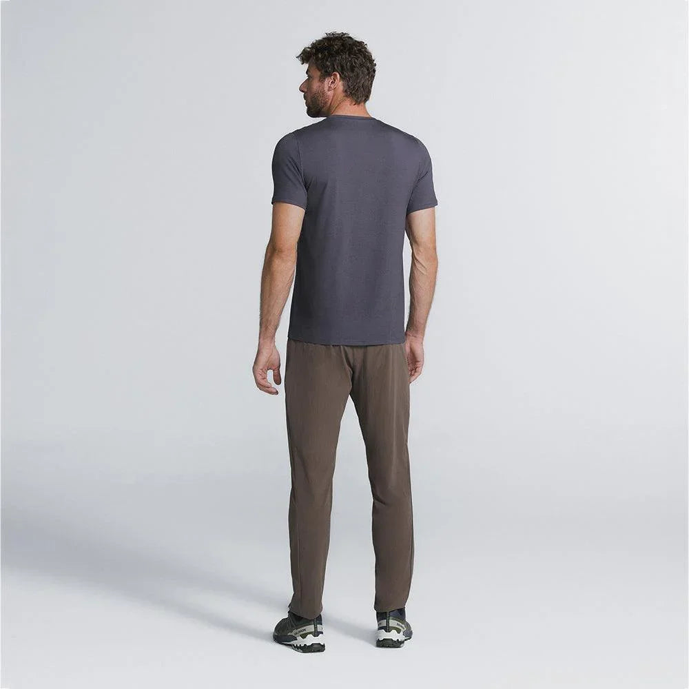 Camiseta Básica Tech Daily