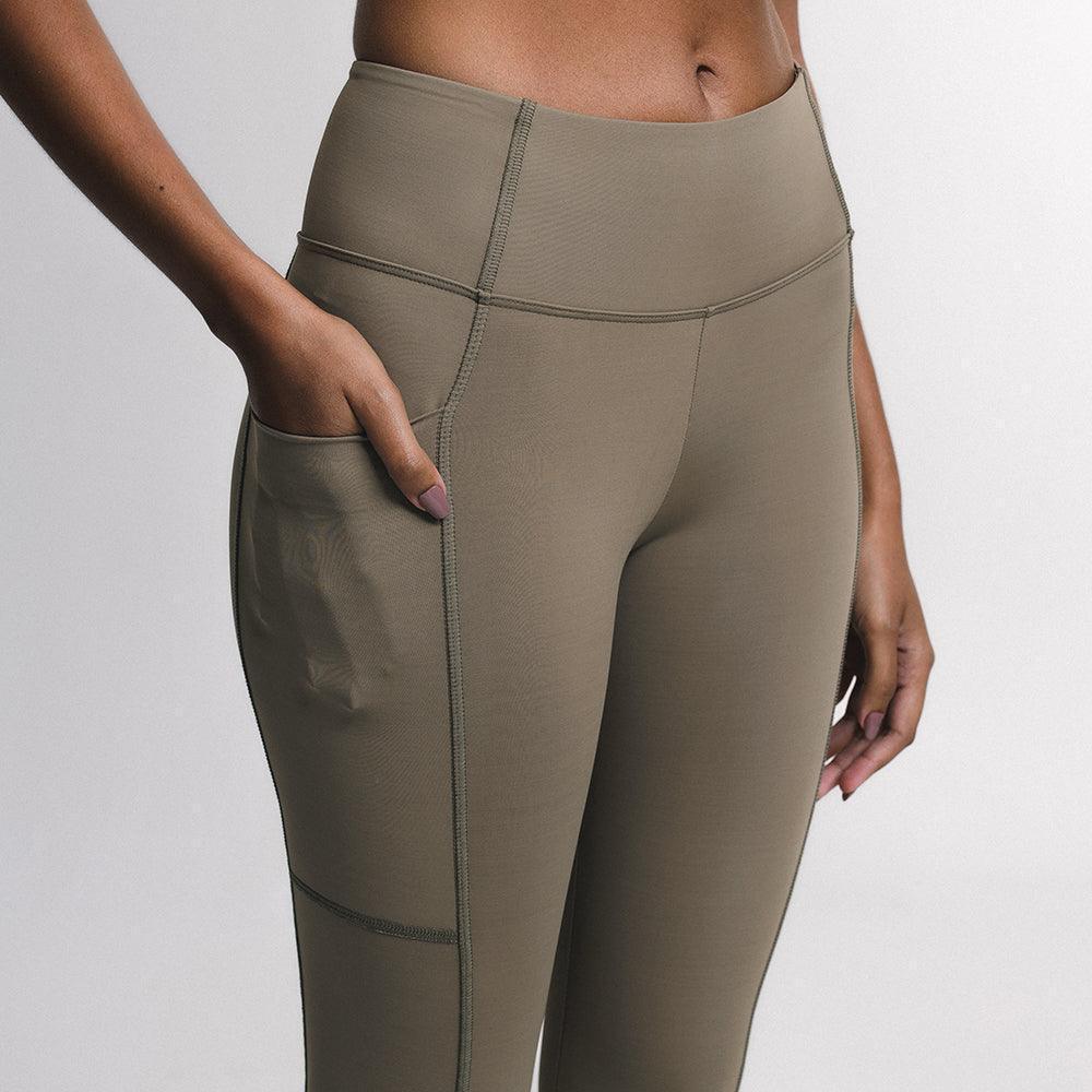 Calça Easy Legging - Últimas peças