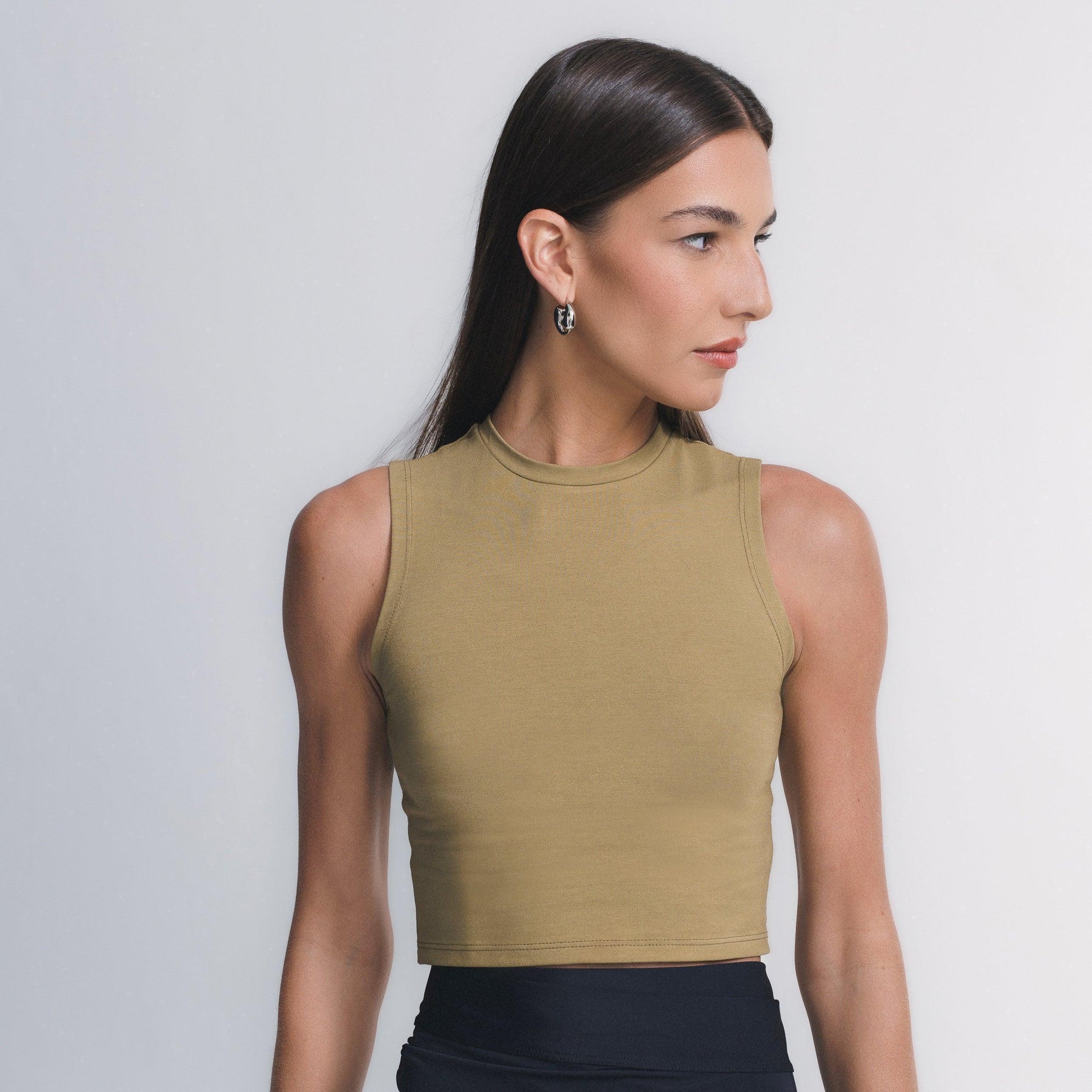 Cropped Regata Structure