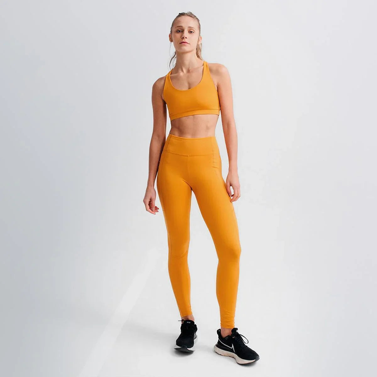 Calça Easy Legging - Últimas peças