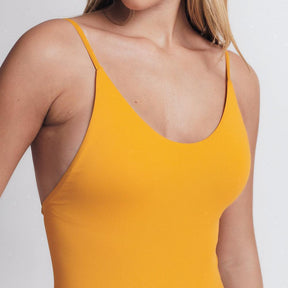 Maiô Timeless Deep Cut