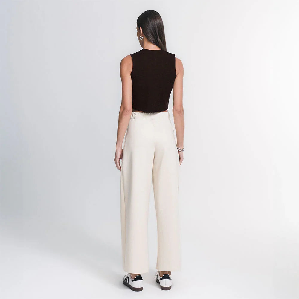 Cropped Regata Structure